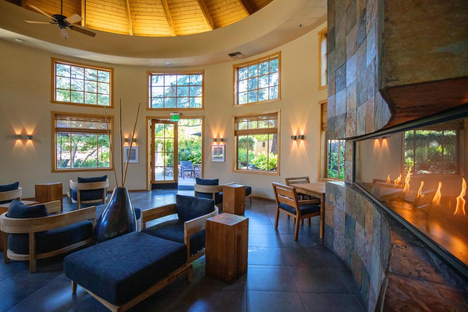 Wine&Roses Hotel Restaurant Spa Lodi Exterior foto
